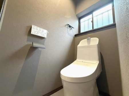 �g�C�� ���邭�������������͋C�̃g�C���B���[�⓮���ɂ��z������A�����Ŏg���₷���A���K�Ȏ��Ԃ��߂������Ԃł��B