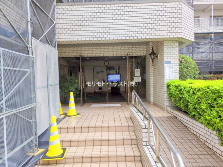 �G���g�����X -