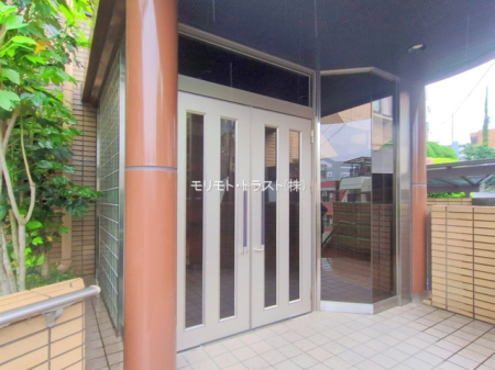 �G���g�����X -