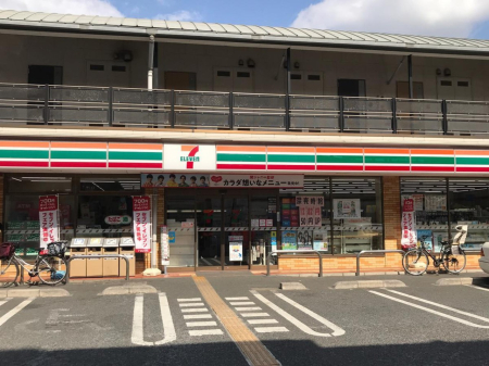 ���ӊ� �R���r�j 679m �Z�u���C���u�� �����ɐl2����