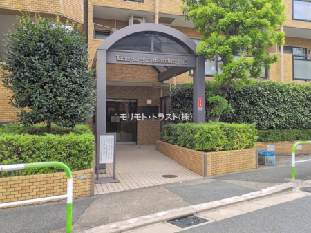 �G���g�����X -