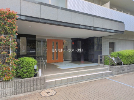�G���g�����X -
