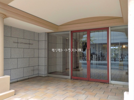 �G���g�����X -