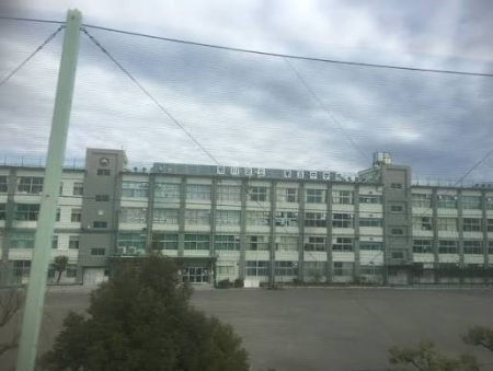 ���ӊ� ���w�Z 1173m �r��旧��ܒ��w�Z