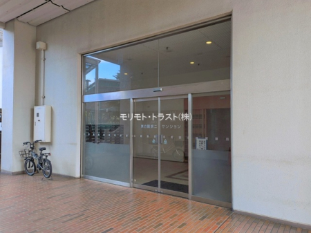 �G���g�����X -