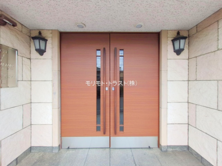 �G���g�����X -