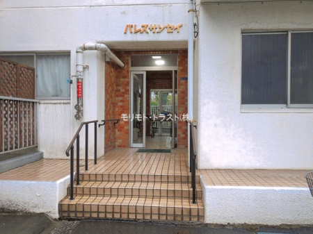 �G���g�����X -