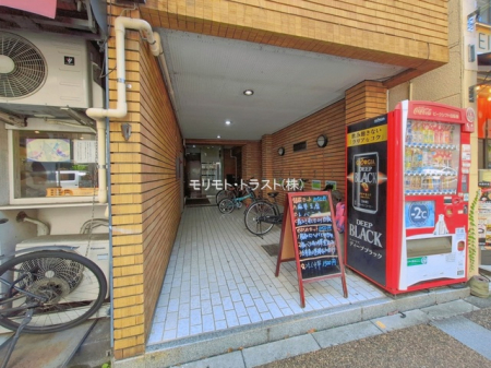 �G���g�����X -