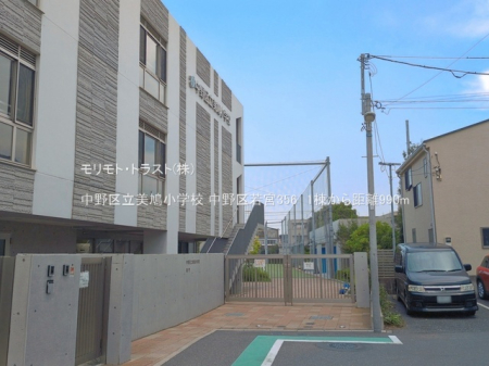 ���ӊ� ���w�Z 990m ����旧�������w�Z