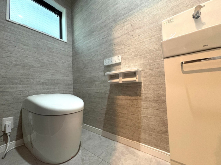 �g�C�� �����y�g�C���z�i2026�N10���j�B�e  ������Ƃ������������ӂ��g�C���B�㎿�ȃf�U�C���ŁA�����g����ԂɐS�n�悳�Ɖ��K�����v���X���܂��B